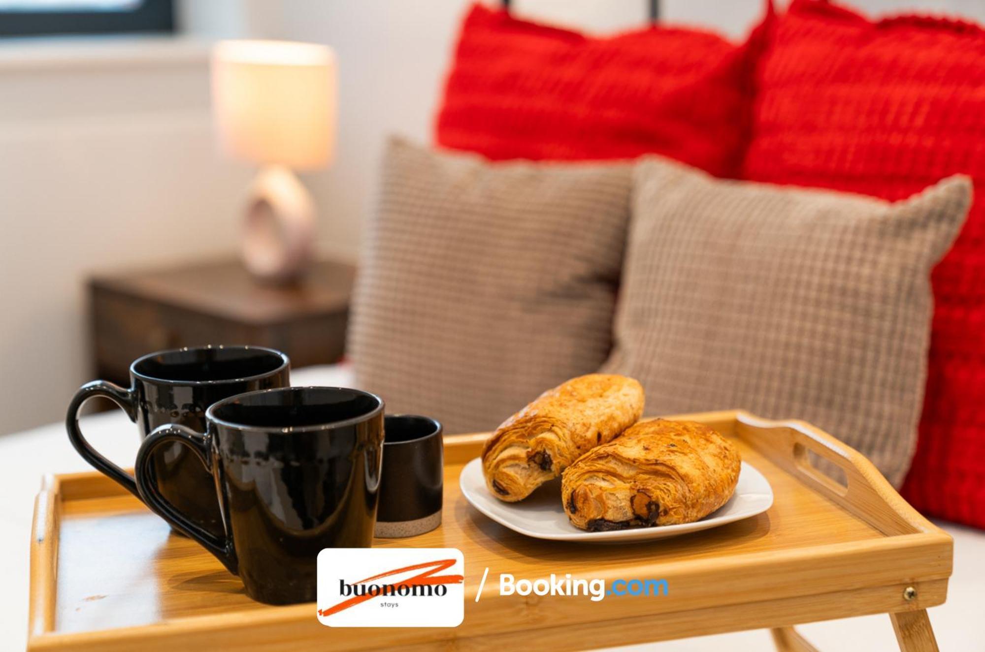 Two Bedroom Apartment At Buonomo Stays Short Lets & Serviced Accommodation Close To Wimbledon Tennis Courts Londres Exterior foto