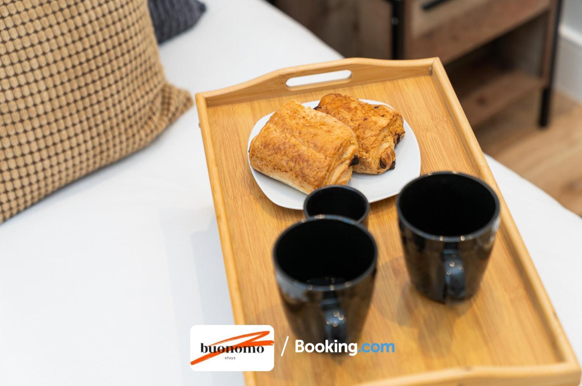 Two Bedroom Apartment At Buonomo Stays Short Lets & Serviced Accommodation Close To Wimbledon Tennis Courts Londres Exterior foto